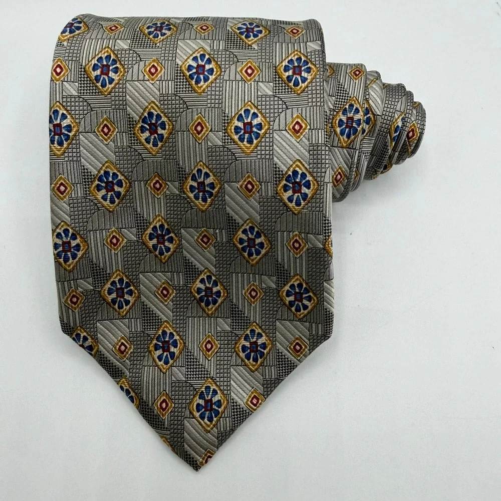 Jos A Bank Signature Gold Tie Men Silver Gray Geometric Floral Silk USA 60.5